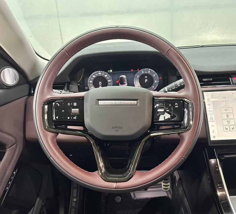 Land Rover Range Rover Evoque L, 2026 — фото 9 из 12