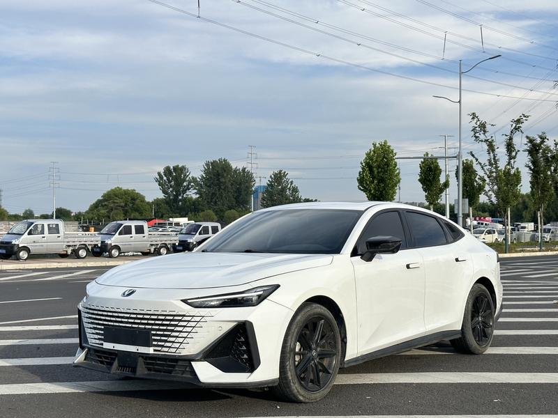 Changan UNI-V, 2023 — купить в Кирове под ключ