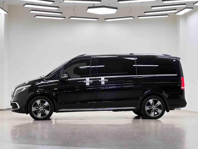 Mercedes-Benz V-Class, 2022 — фото 4 из 12