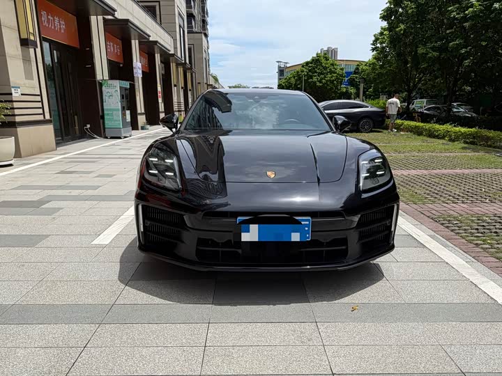Porsche Panamera, 2024 — фото 2 из 9