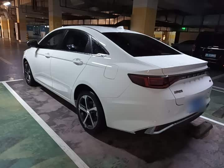 Geely Emgrand L, 2022 — фото 5 из 9