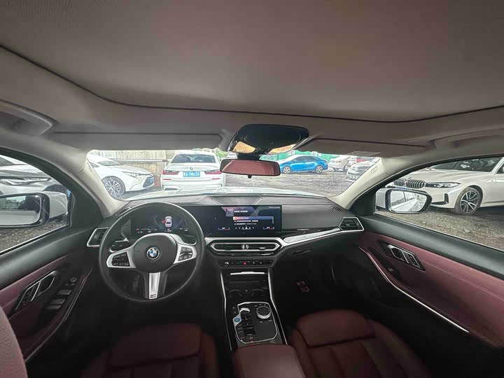 BMW i3, 2024 — фото 5 из 5