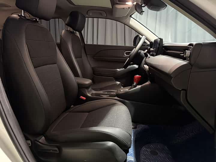 Honda Vezel, 2022 — фото 9 из 9
