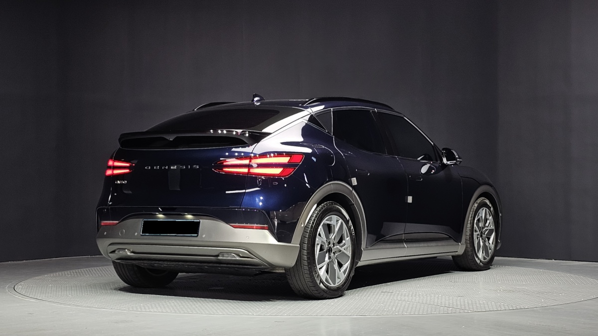 Genesis GV60, 2023 — фото 2 из 12