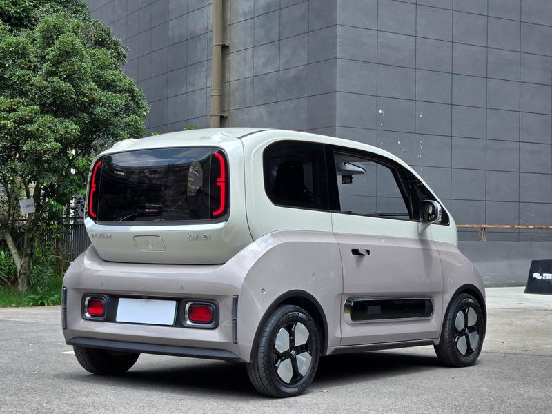Baojun KiWi EV, 2022 — фото 6 из 12