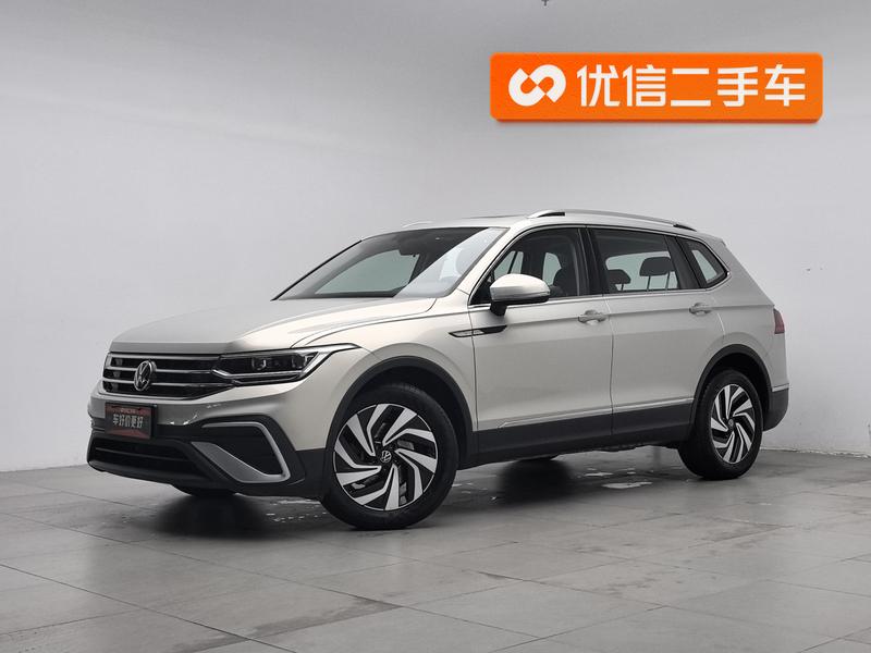 Volkswagen Tiguan L Pro, 2021 — купить в Санкт-Петербурге под ключ