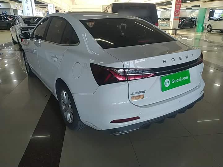Roewe i5, 2025 — фото 5 из 9