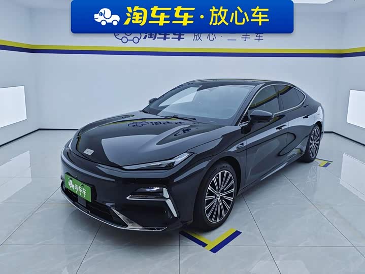 Geely Galaxy Starshine 8 EM-i, 2025 — купить в Липецке под ключ