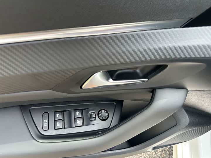 Peugeot 508, 2022 — фото 6 из 9