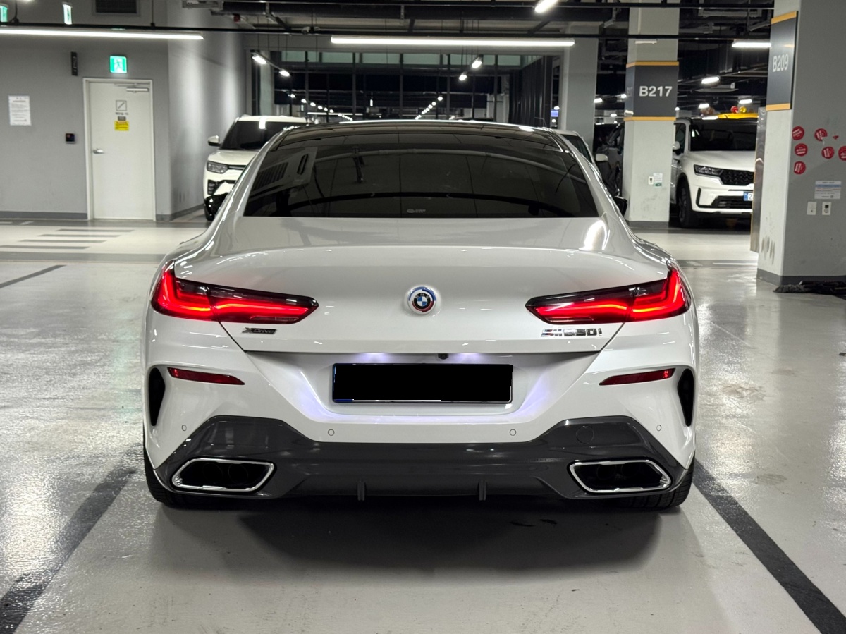 BMW 8 Series, 2022 — фото 4 из 12