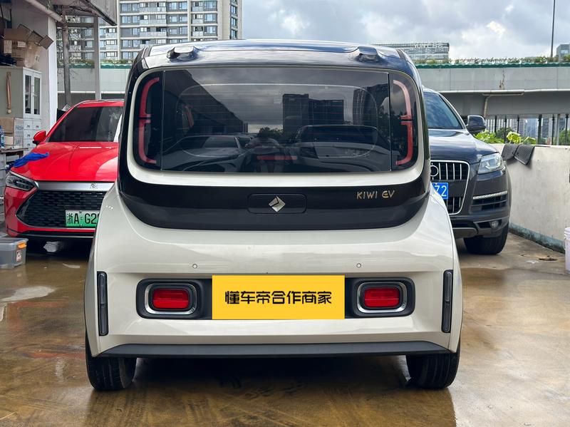 Baojun KiWi EV, 2022 — фото 5 из 10