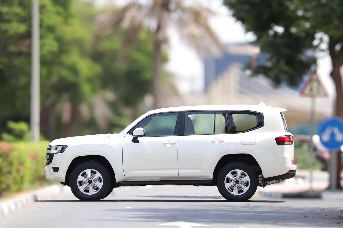 Toyota Land Cruiser, 2026 — фото 2 из 10