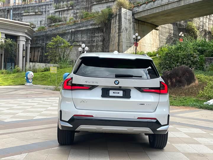 BMW X1, 2023 — фото 8 из 9