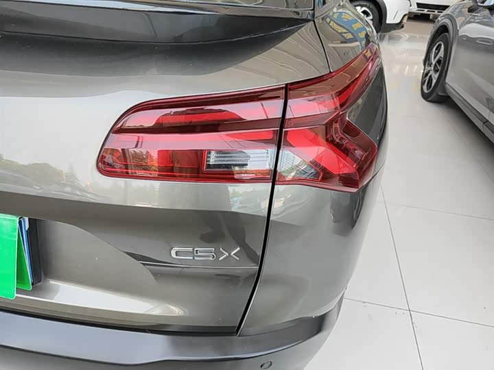 Citroen C5 X, 2023 — фото 8 из 9