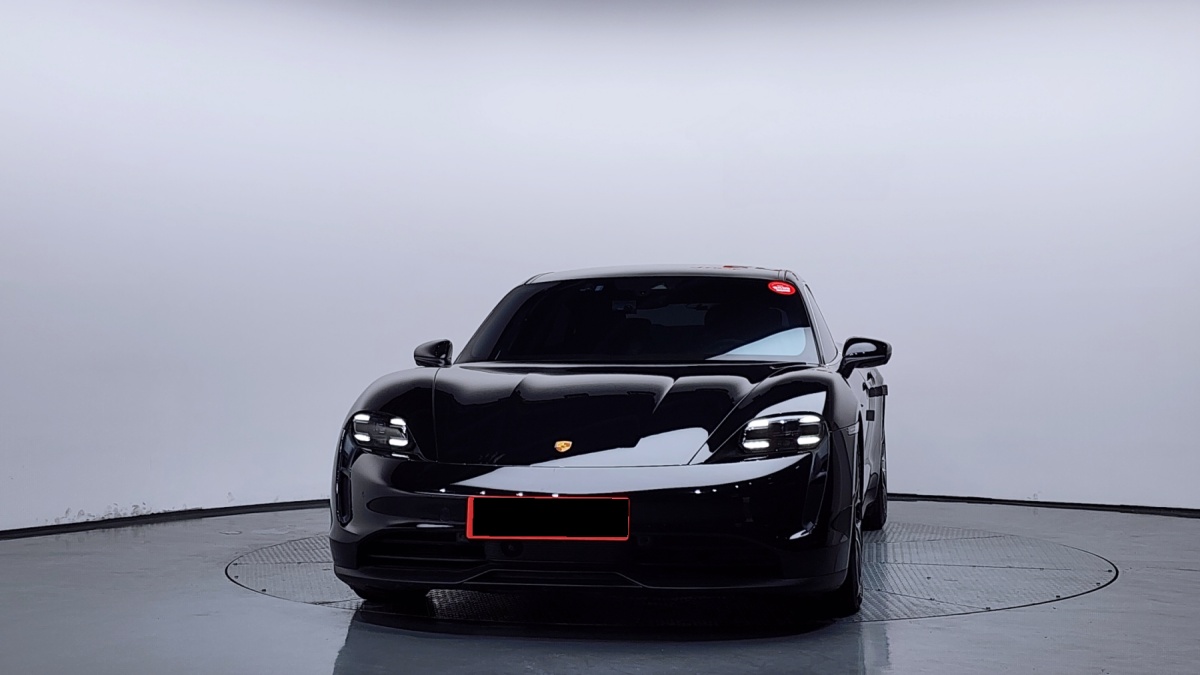 Porsche Taycan, 2022 — фото 3 из 12