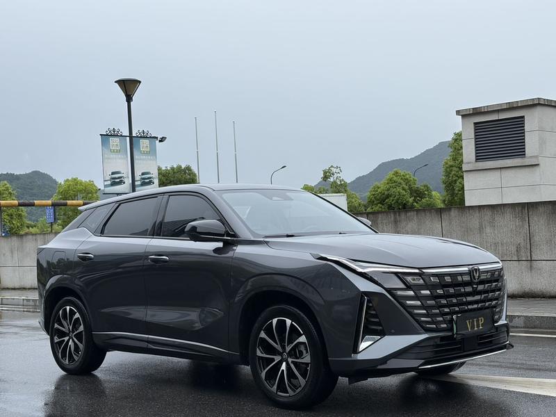 Changan UNI-Z Hybrid, 2024 — фото 3 из 12