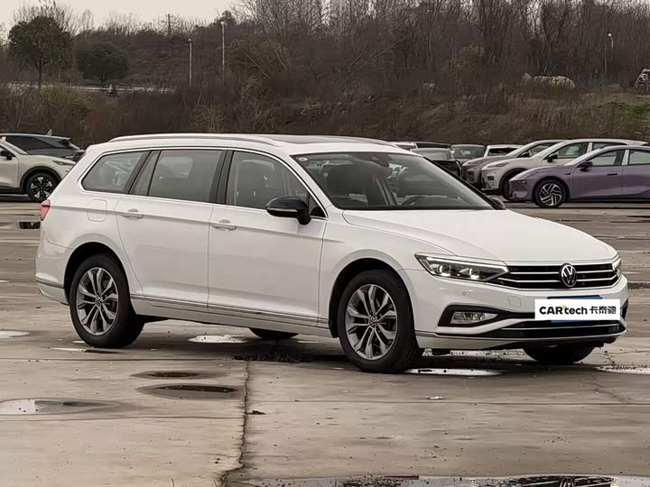 Volkswagen Passat Variant, 2022 — фото 3 из 7