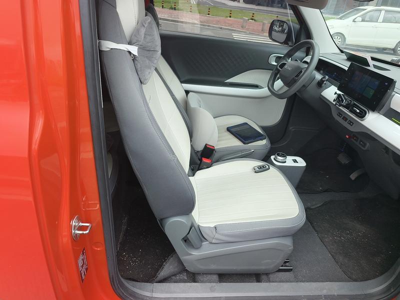 Geely Galaxy Panda Mini, 2025 — фото 8 из 12