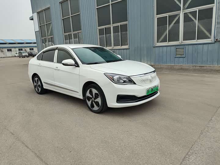 Dongfeng Aeolus E70, 2022 — фото 3 из 9
