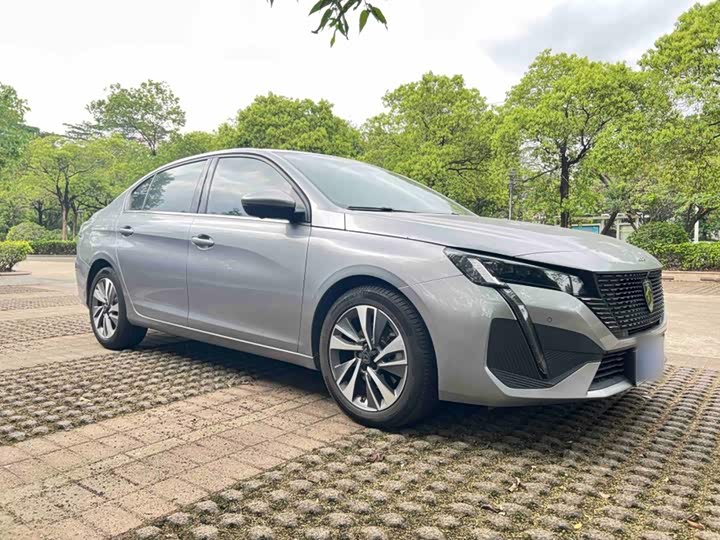 Peugeot 408, 2024 — фото 7 из 9