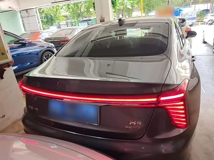 Hongqi H5, 2023 — фото 6 из 9