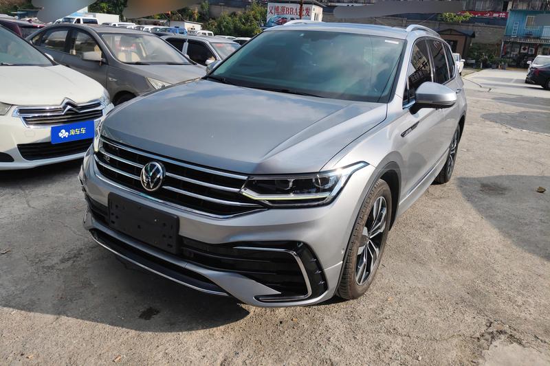 Volkswagen Tiguan L Pro, 2021 — купить в Твери под ключ