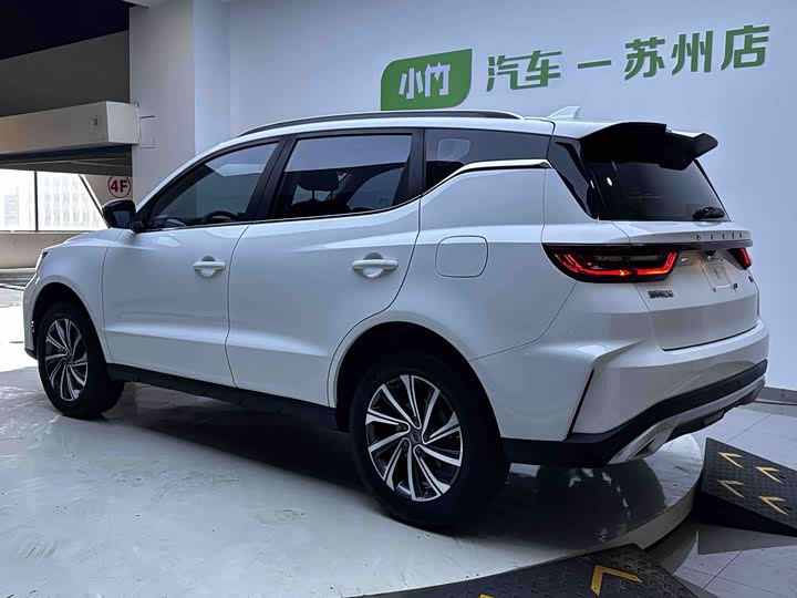 Geely Vision X6, 2022 — фото 4 из 9