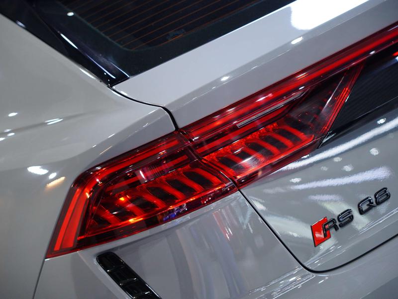 Audi RS Q8, 2023 — фото 6 из 12