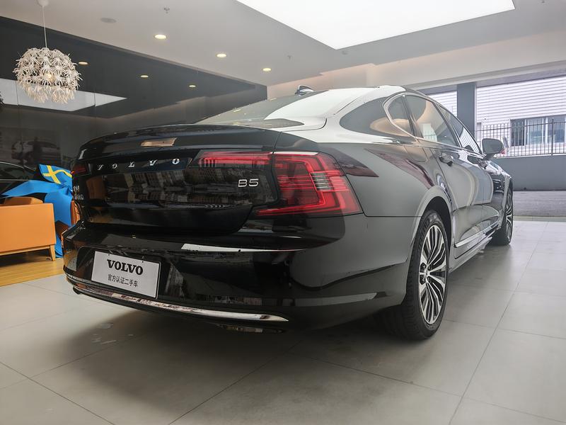 Volvo S90, 2025 — фото 6 из 12