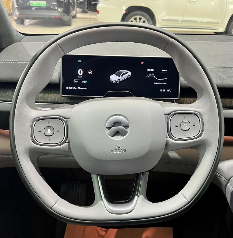 Nio EC6, 2024 — фото 9 из 12