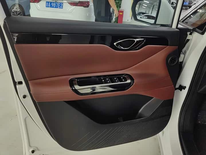 GAC Trumpchi E8, 2026 — фото 7 из 9