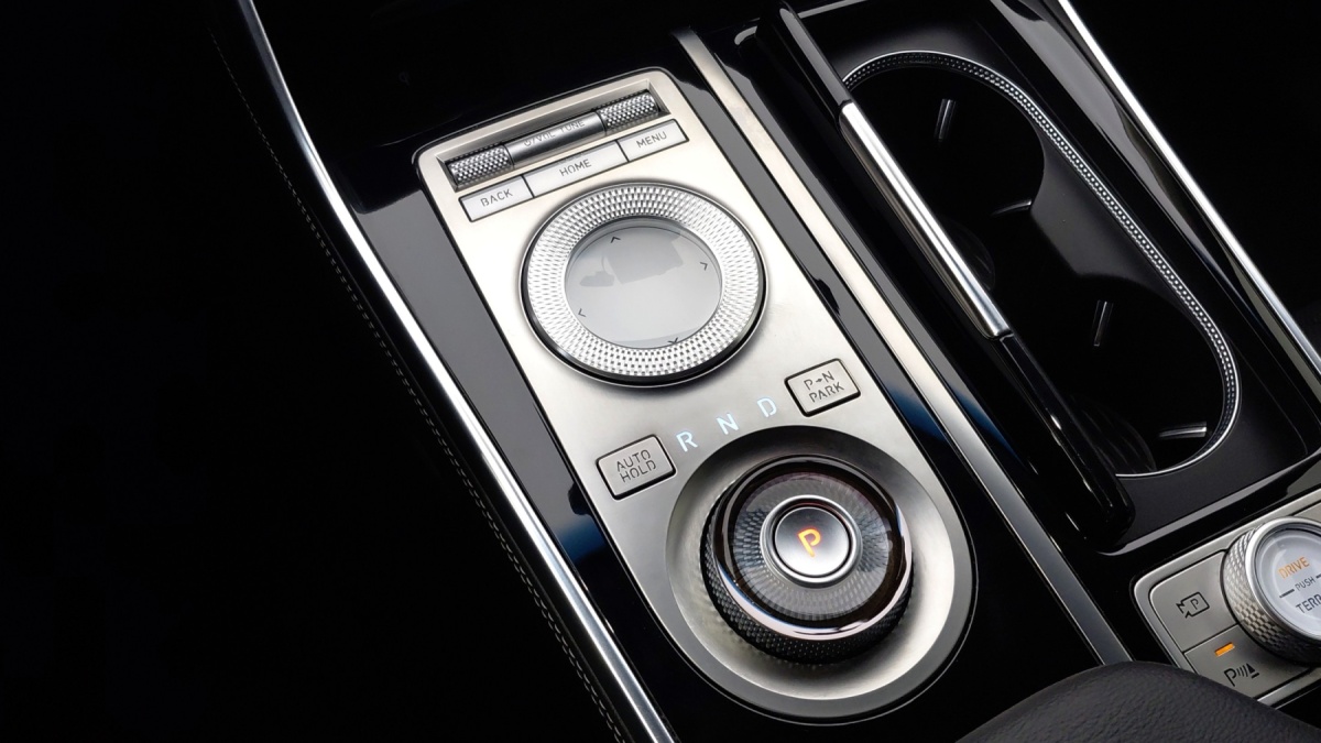 Genesis GV80, 2022 — фото 8 из 12
