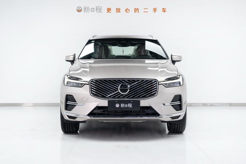 Volvo XC60, 2026 — фото 2 из 12