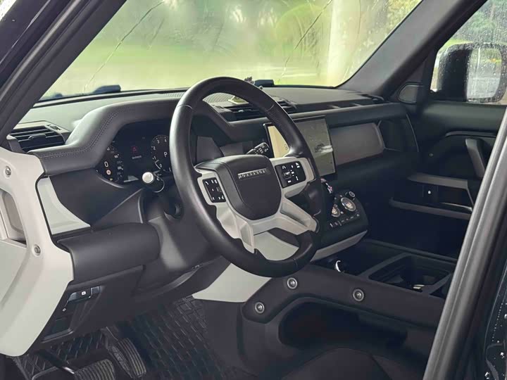 Land Rover Defender, 2023 — фото 8 из 9