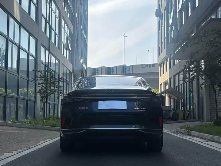 Dongfeng Aeolus Yixuan Max, 2022 — фото 5 из 9