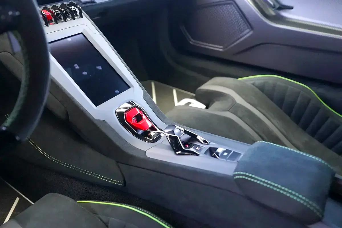 Lamborghini Huracan, 2023 — фото 10 из 10