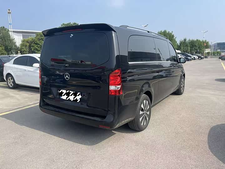 Mercedes-Benz Vito, 2023 — фото 4 из 9