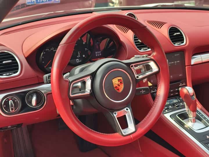 Porsche 718, 2022 — фото 7 из 9