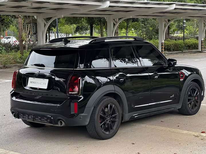 Mini Countryman JCW, 2022 — фото 8 из 9