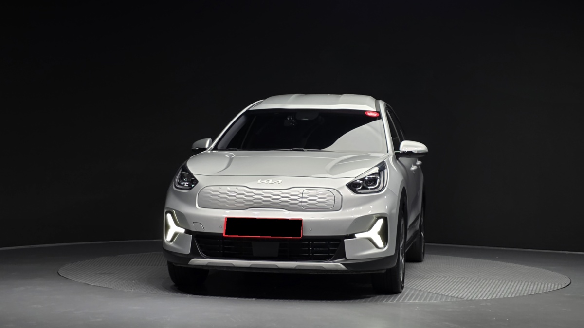 Kia Niro, 2022 — фото 3 из 12