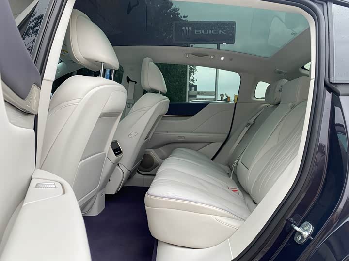 Buick Electra L7, 2025 — фото 9 из 9