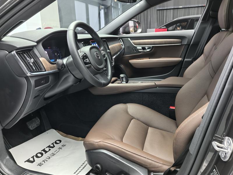 Volvo V90, 2025 — фото 11 из 12
