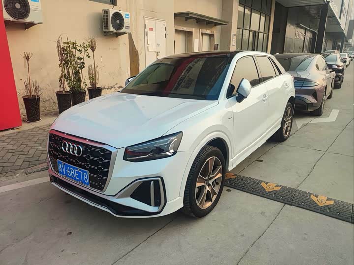 Audi Q2L, 2022 — купить в Санкт-Петербурге под ключ