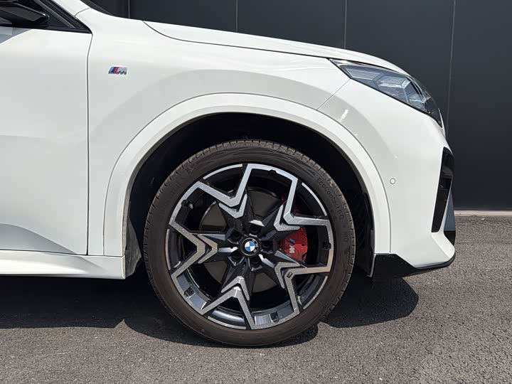 BMW X2 M35i, 2025 — фото 9 из 9