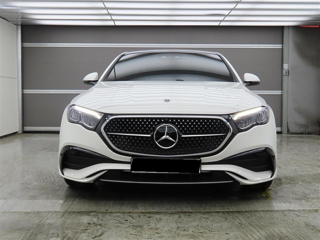 Mercedes-Benz E-Class, 2025 — фото 2 из 12