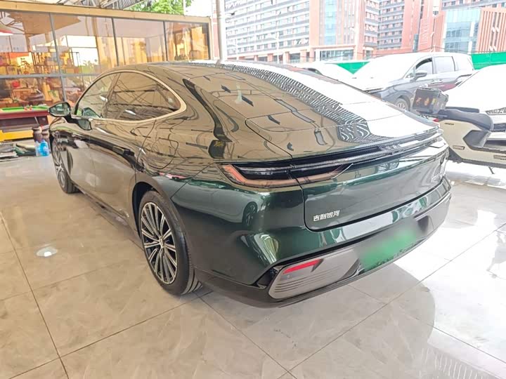 Geely Galaxy Starshine 8 EM-i, 2025 — фото 5 из 9
