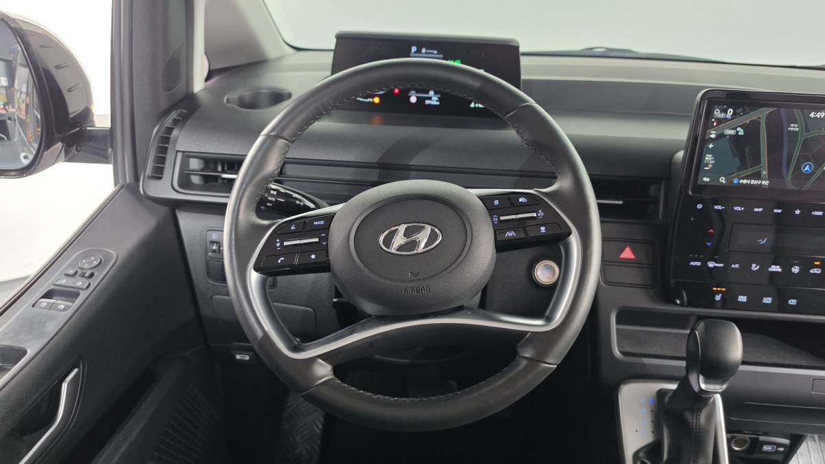 Hyundai Staria, 2022 — фото 12 из 12