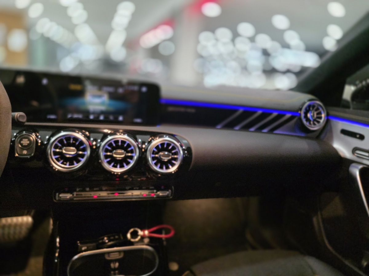 Mercedes-Benz CLA-Class, 2022 — фото 12 из 12