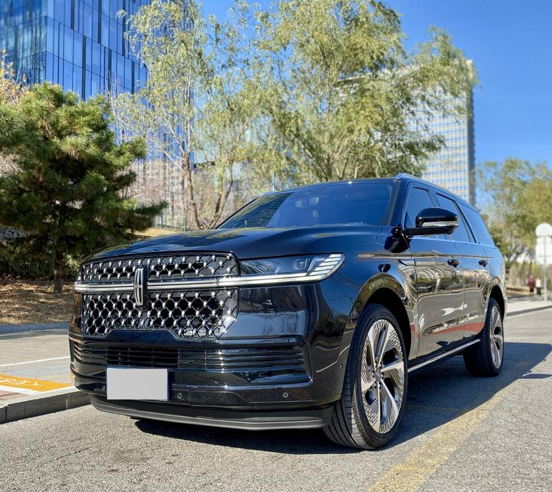 Lincoln Navigator, 2025 — купить в Ульяновске под ключ