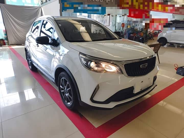 Geely Vision X3, 2021 — фото 4 из 9